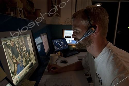 Biosphoto | 1934225 | Aquarius Reef Base control room  - Floride  ; Saul Rosser, Operations Director ARB/UNCW. Shore Base Aquarius monitoring station “watch desk”, fast response and workboats, small boats for daily operations, dive lockers, workshops, dormitory, wet and dry laboratories, and emergency recompression chamber.  | &copy; Christoph Gerigk / Biosphoto