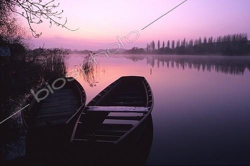 Biosphoto | 163467 | Boats in the marsh of Goulaine at sunrise France | &copy; Guy Piton / Biosphoto