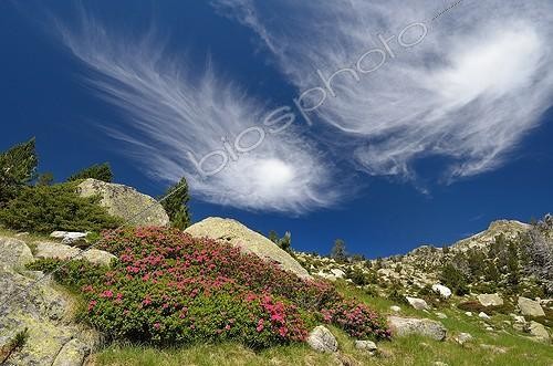 Biosphoto | 1939049 | Cirrus clouds - Reserve Neouvielle Pyrénées France | &copy; Georges Lopez / Biosphoto