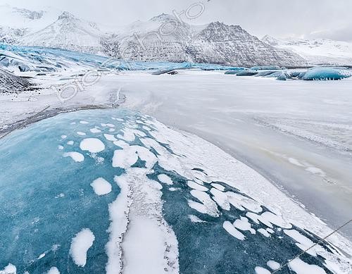 Biosphoto | 2512247 | Glacier Skaftafelljoekull, Vatnajoekull NP during winter, Icelan. Glacier Skaftafelljoekull in the Vatnajoekull NP during winter. europe, northern europe, iceland, February | &copy; Martin Zwick / Biosphoto