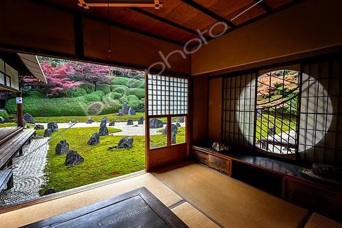 Biosphoto | 2102518 | Japanese rock garden in Komyoin temple, Kyoto, Japan | &copy; Vincent Marion / Biosphoto