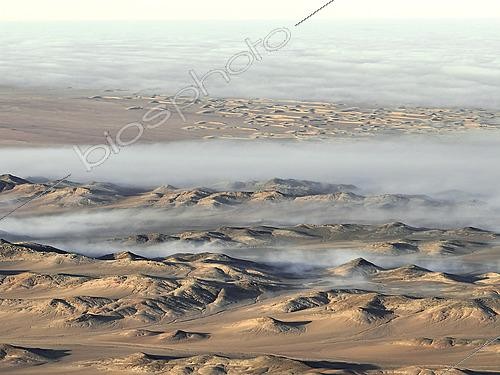 Biosphoto | 2622875 | Landscape of southern Kaokoland. Namibia. | &copy; Michel Bureau / Biosphoto