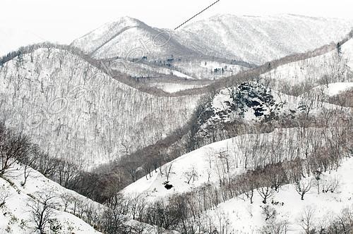 Biosphoto | 2279135 | Mountains in winter, Rausu, Hokkaido, Japan | &copy; Henry Ausloos / Biosphoto