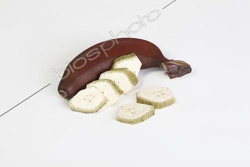 Biosphoto | 1849479 | Red bananas in studio | &copy; M. Grenet & A. Soumillard / Biosphoto