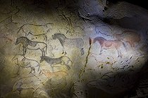 Biosphoto | 762513 | Rock painting in the cave of Ekain in Cestona Spain | &copy; Juan-Carlos Muñoz / Biosphoto