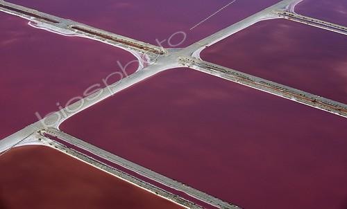 Biosphoto | 1871733 | Salt evaporation basin Salins du Midi Camargue France  | &copy; Thierry Vezon / Biosphoto