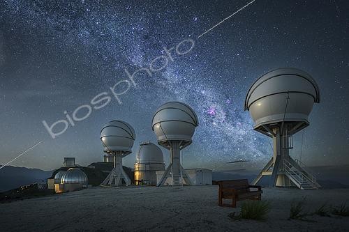 Biosphoto | 2565431 | Shell observatory, The VLT, Very Large Telescope Cerro Paranal , Anfogasta, Chile. | &copy; Alberto Ghizzi Panizza / Biosphoto