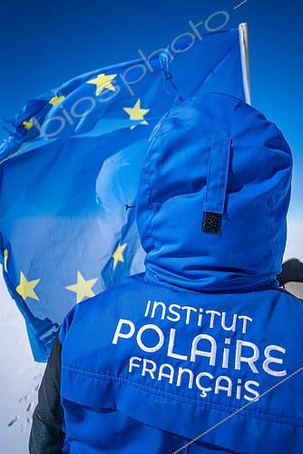 Biosphoto | 2593674 | The European flag is a reminder that this project is a consortium of 10 countries. Little Dome C, Antarctic Plateau, Antarctica | &copy; Armand Patoir / Biosphoto