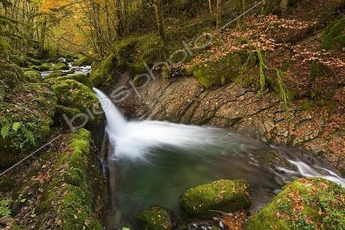 Biosphoto | 912754 | The Guiers fall Cirque de Saint-Même Chartreuse France | &copy; Jean-Baptiste Strobel / Biosphoto