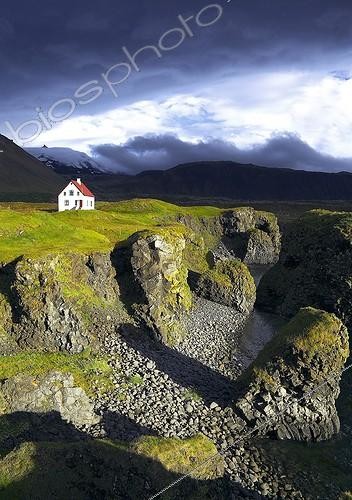 Biosphoto | 1947002 | Traditional house - Snæfellsnes Peninsula Iceland | &copy; Laurent Lhoté / Biosphoto