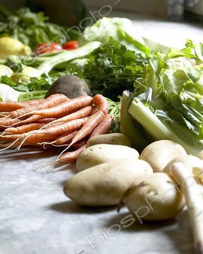 Biosphoto | 413884 | Vegetable harvest | &copy; Visions Pictures / Biosphoto